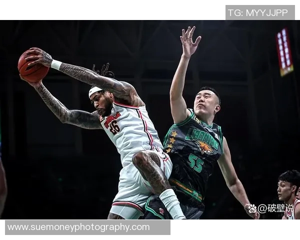 南京篮球队技术争议引发热议球迷观点各异引发讨论与思考